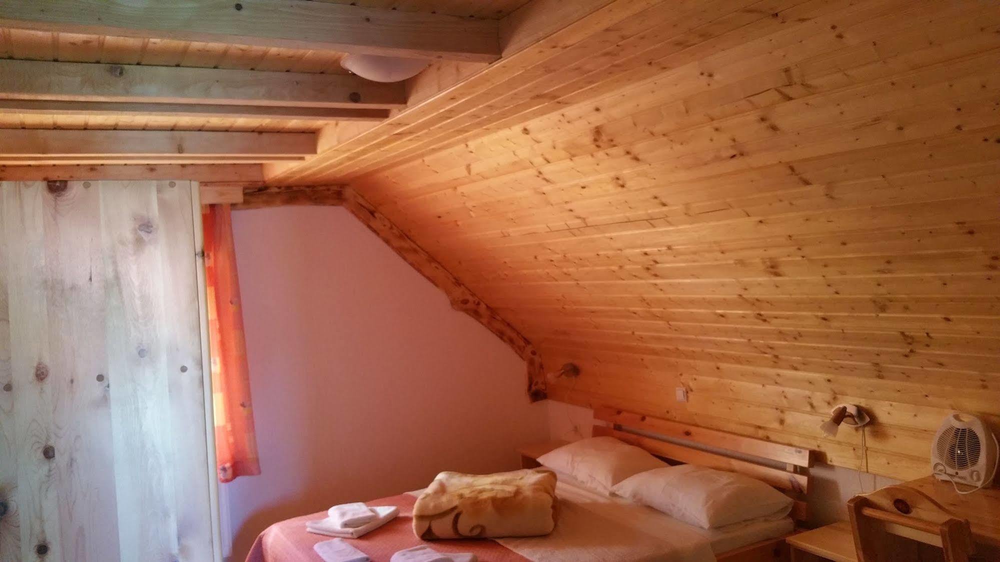 Guest House Plitvice Waterfall Плитвицкие озёра Экстерьер фото
