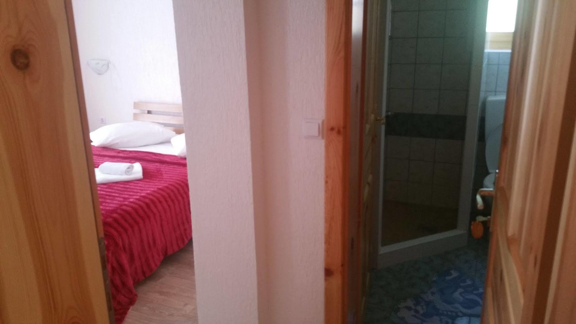 Guest House Plitvice Waterfall Плитвицкие озёра Экстерьер фото